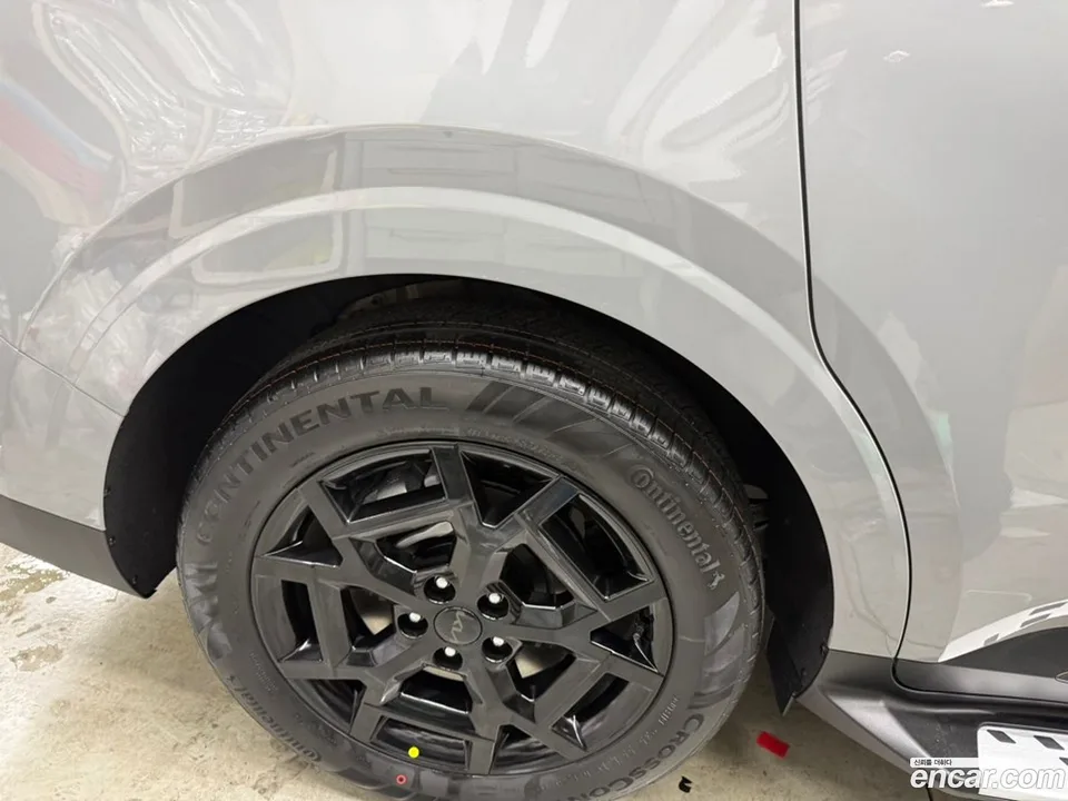 Kia Carnival HEV 9 X Line 2025 — миниатюра 5