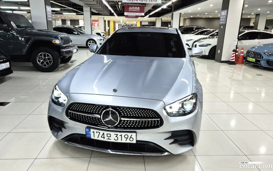 Mercedes-Benz E-Class E220d 4MATIC AMG Line 2022 — photo 1, buy with delivery to Moscow