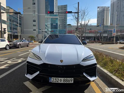 Lamborghini Urus 2025 buy in Moscow