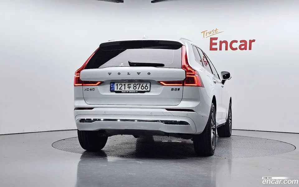 Volvo XC60 B5 2022 — миниатюра 4