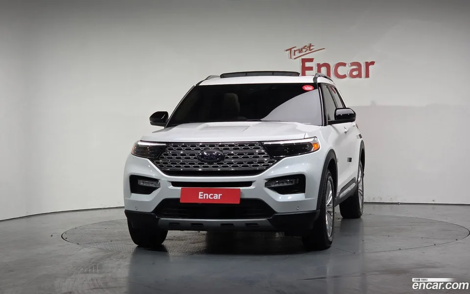 Ford Explorer 2.3 4WD 2023 — миниатюра 3