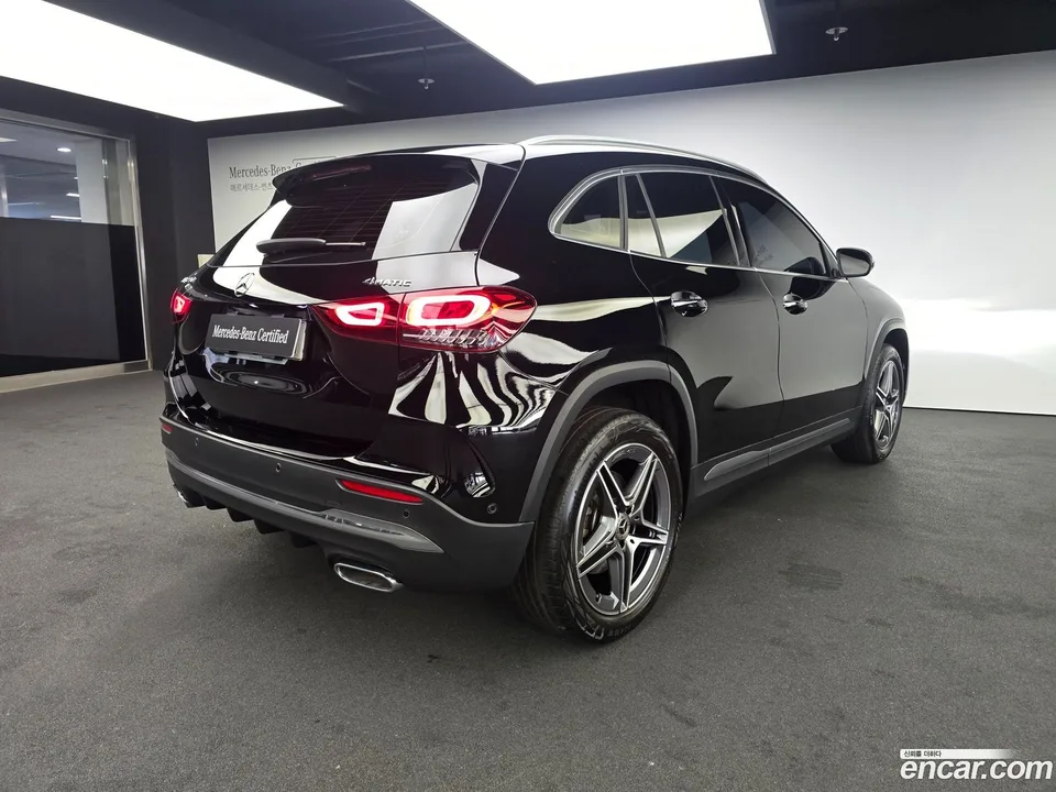Mercedes-Benz GLA-Class GLA250 4MATIC 2023 — миниатюра 2