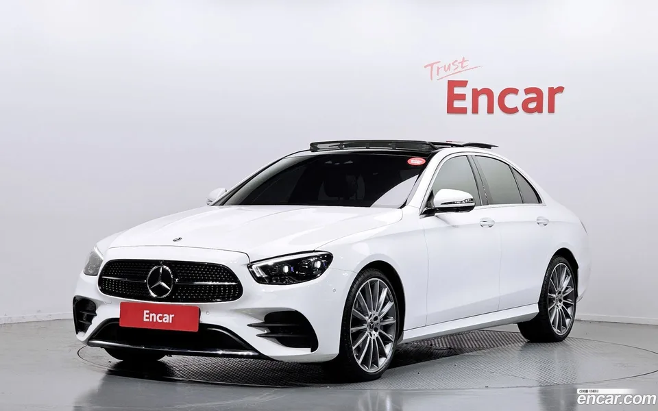 Mercedes-Benz E-Class 2022