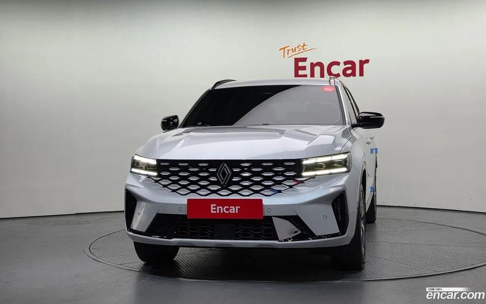Renault Samsung Grand Koleos 1.5 E-TECH 2WD 2025 — миниатюра 3
