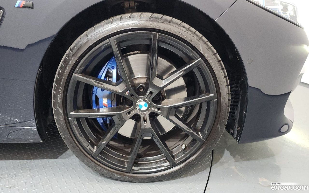 BMW 8 Series 2022 — 5