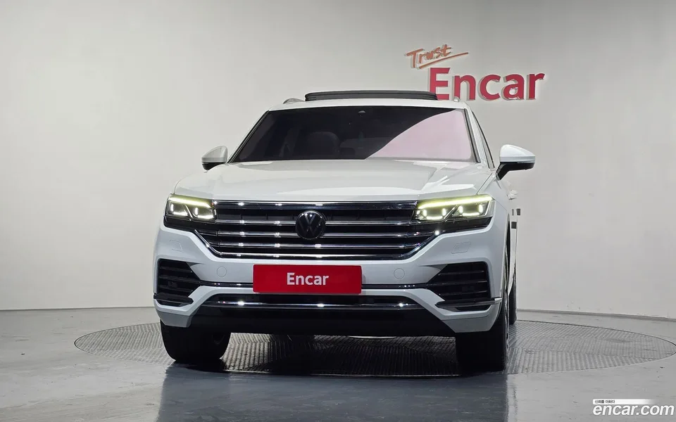 Volkswagen Touareg 3.0 TDI 2023 — миниатюра 3