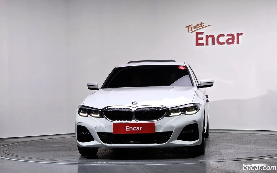 BMW 3 Series 320i M 2022 — миниатюра 3