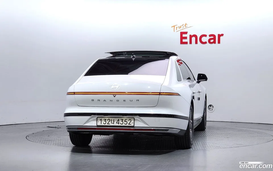 Hyundai Grandeur 2.5 2WD 2023 — миниатюра 4