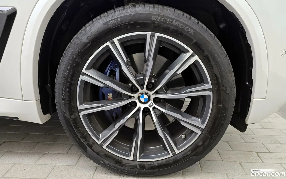 BMW X5 xDrive 30d M 2023 — миниатюра 5