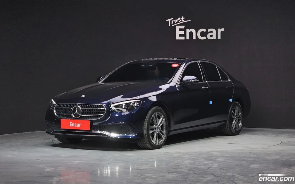 Mercedes-Benz E-Class E350 4MATIC 2022 — фото 1, купить с доставкой в Москву