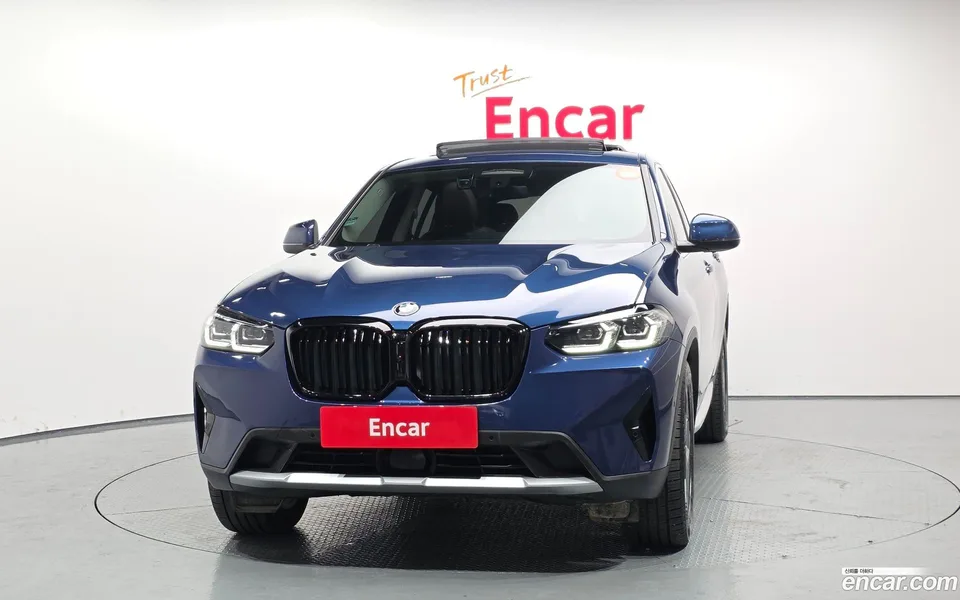 BMW X4 xDrive20i xLine 2022 — миниатюра 3