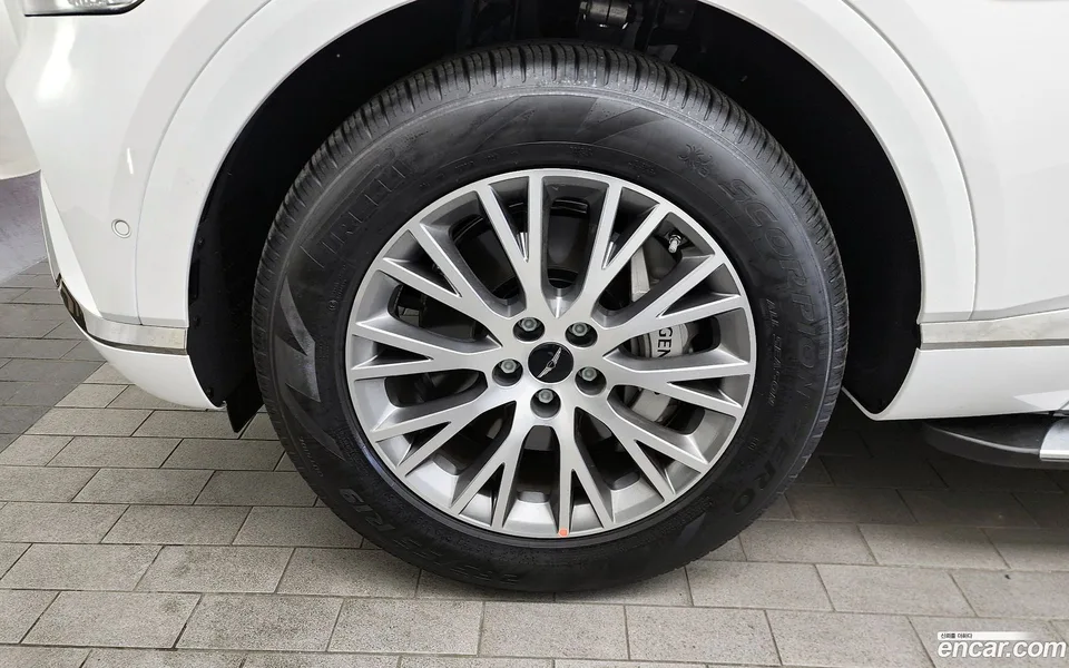 Genesis GV80 2.5T 2WD 2025 — миниатюра 2