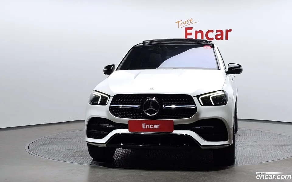 Mercedes-Benz GLE-Class GLE400d 4MATIC 2022 — миниатюра 3