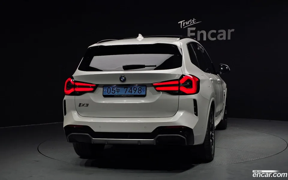 BMW iX3 M 2024 — миниатюра 4