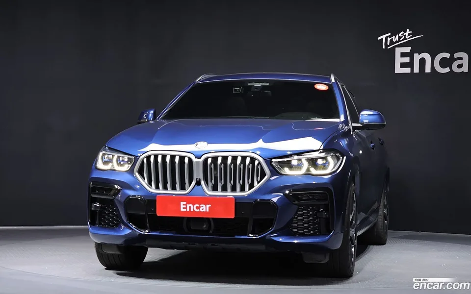 BMW X6 xDrive40i M 2023 — миниатюра 3