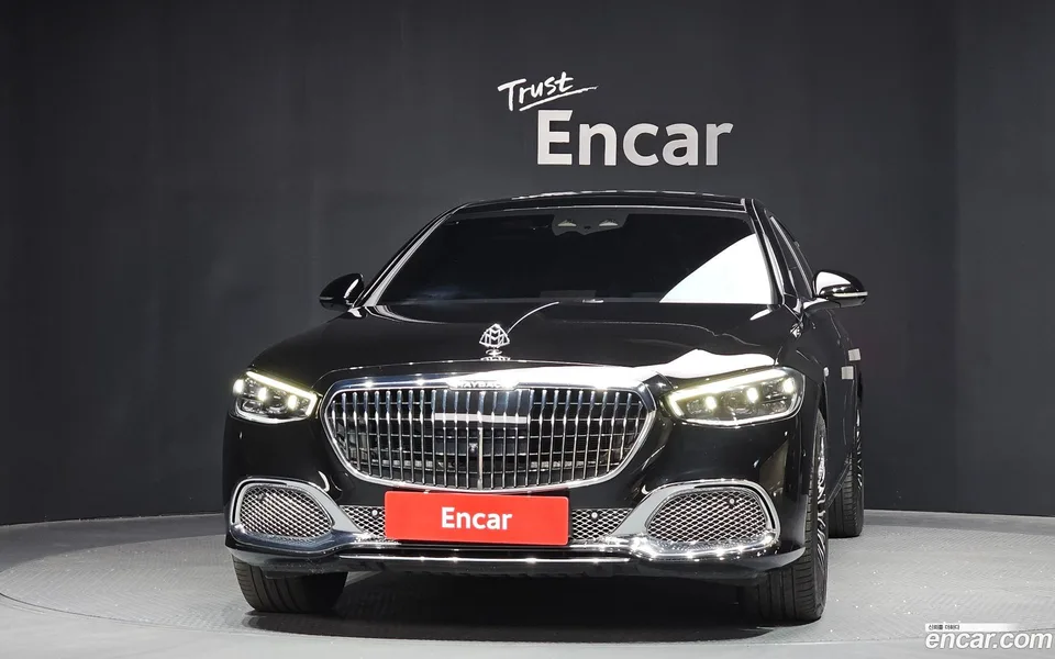 Mercedes-Benz S-Class S680 4MATIC 2023 — thumbnail 3