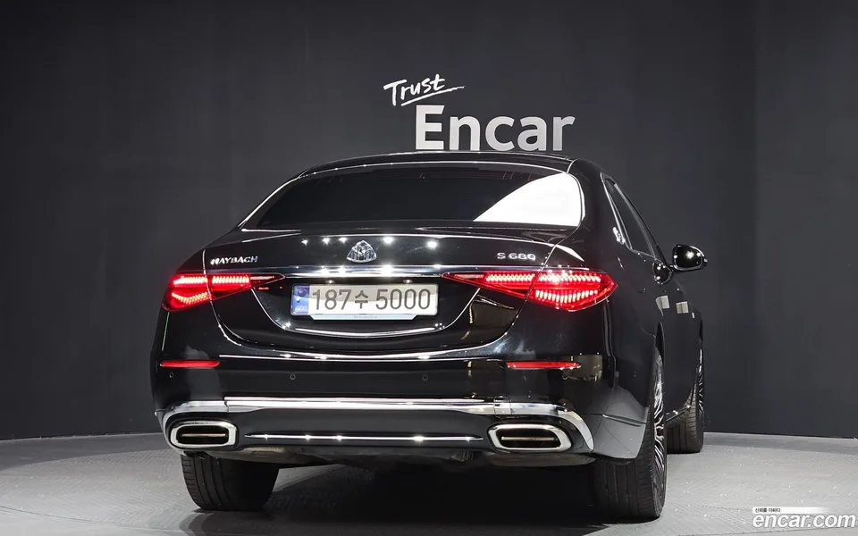 Mercedes-Benz S-Class S680 4MATIC 2023 — thumbnail 4