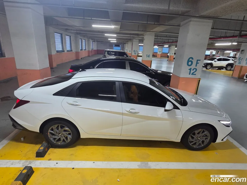 Hyundai Avante CN7 1.6 2025 — миниатюра 2