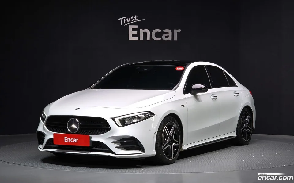 Mercedes-Benz A-Class AMG A35 4MATIC 2022 — фото 1, купить с доставкой в Москву