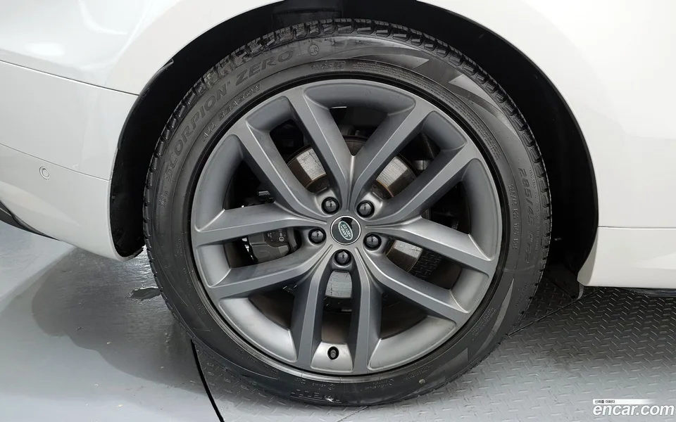 Land Rover Range Rover Sport D300 HSE 2024 — миниатюра 2