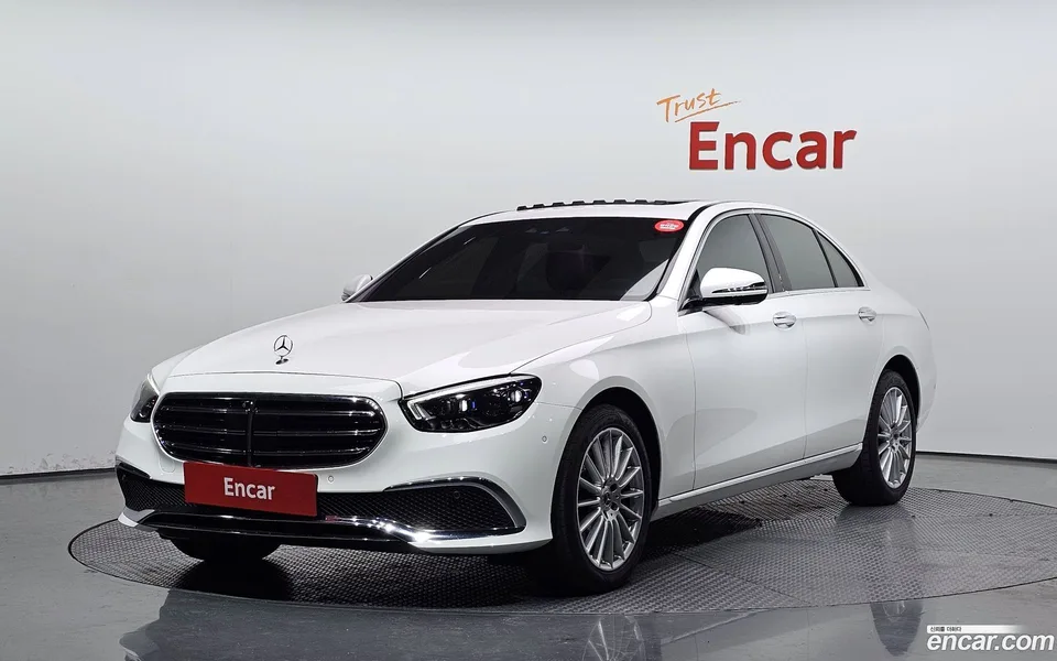 Mercedes-Benz E-Class E250 2023 — фото 1, купить с доставкой в Москву