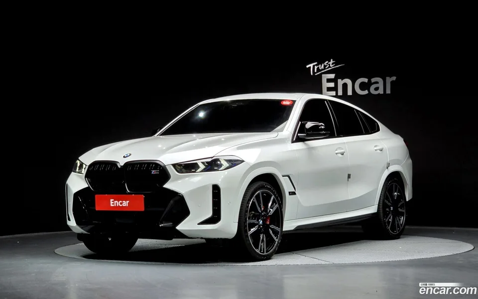 BMW X6 M60i 2024 — фото 1, купить с доставкой в Москву