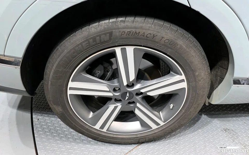 Genesis GV80 Coupe 2.5T AWD 2024 — миниатюра 2