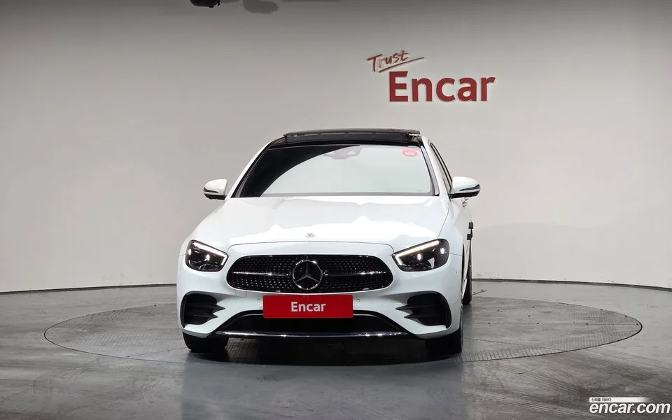 Mercedes-Benz E-Class E350 4MATIC AMG Line 2022 — миниатюра 3