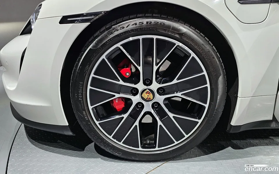 Porsche Taycan 4S 2023 — миниатюра 2