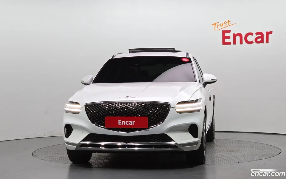 Genesis GV70 2.5T 2WD 2023 — миниатюра 3