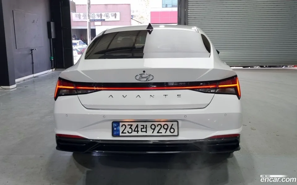 Hyundai Avante 1.6 2023 — миниатюра 4