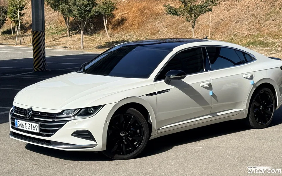 Volkswagen Arteon 2.0 TDI 2022 — фото 1, купить с доставкой в Москву