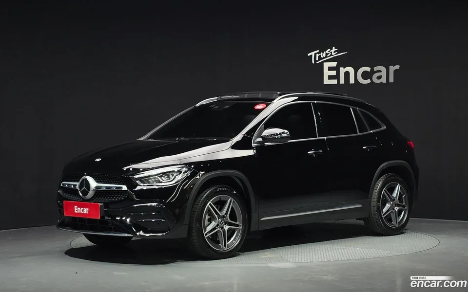 Mercedes-Benz GLA-Class GLA250 4MATIC 2023 — фото 1, купить с доставкой в Москву