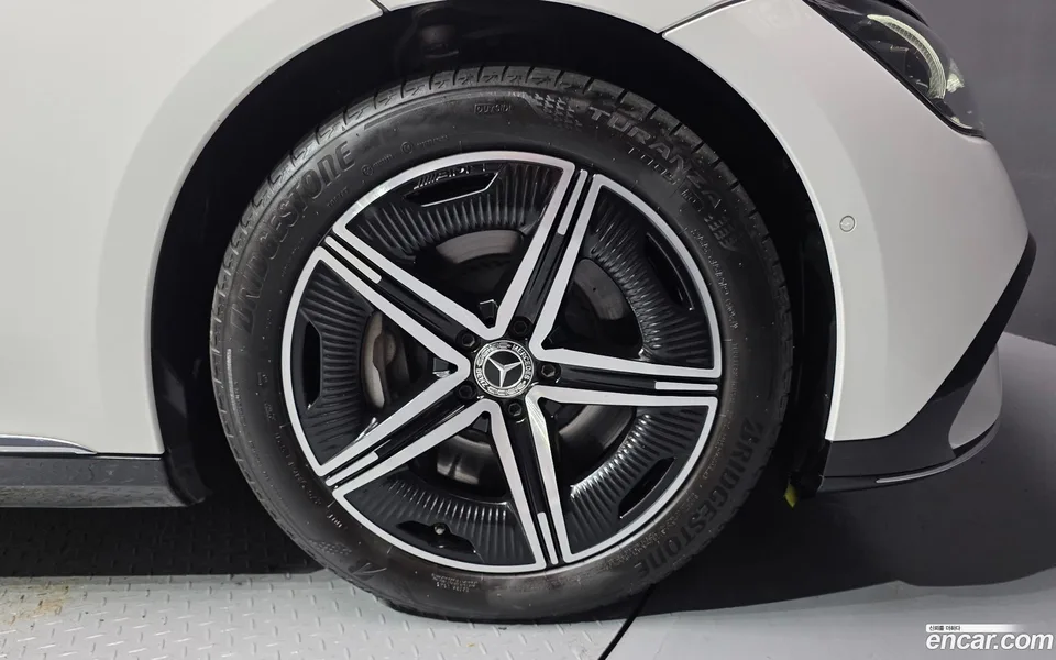 Mercedes-Benz EQE EQE350+ 2024 — миниатюра 2