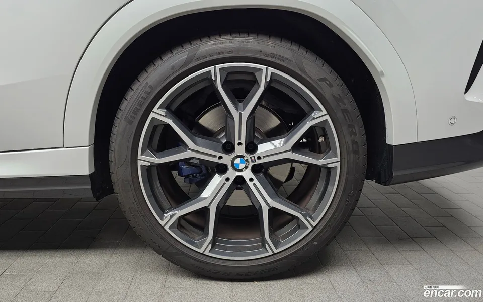 BMW X6 xDrive30d M 2024 — миниатюра 5