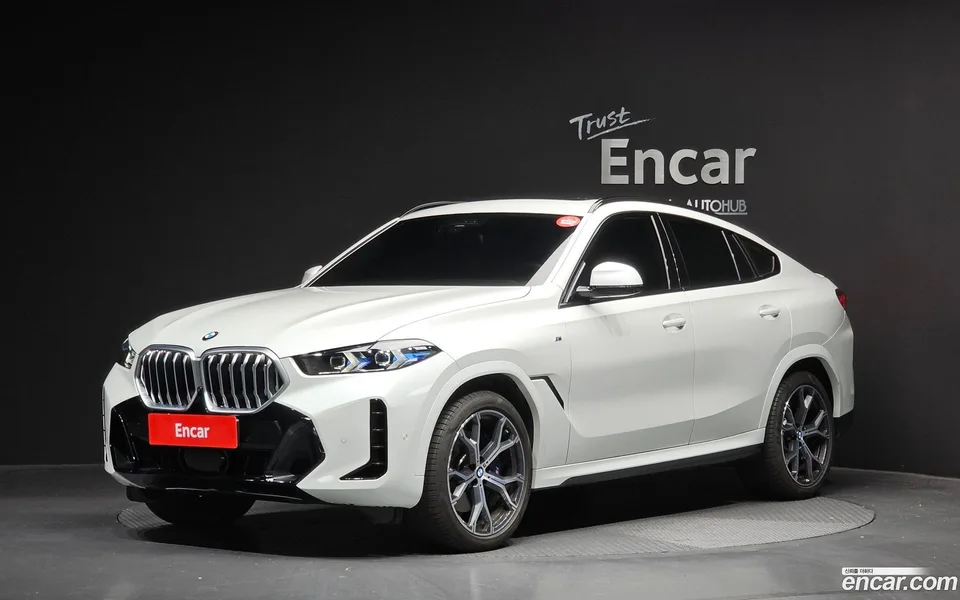 BMW X6 xDrive30d M 2024 — фото 1, купить с доставкой в Москву