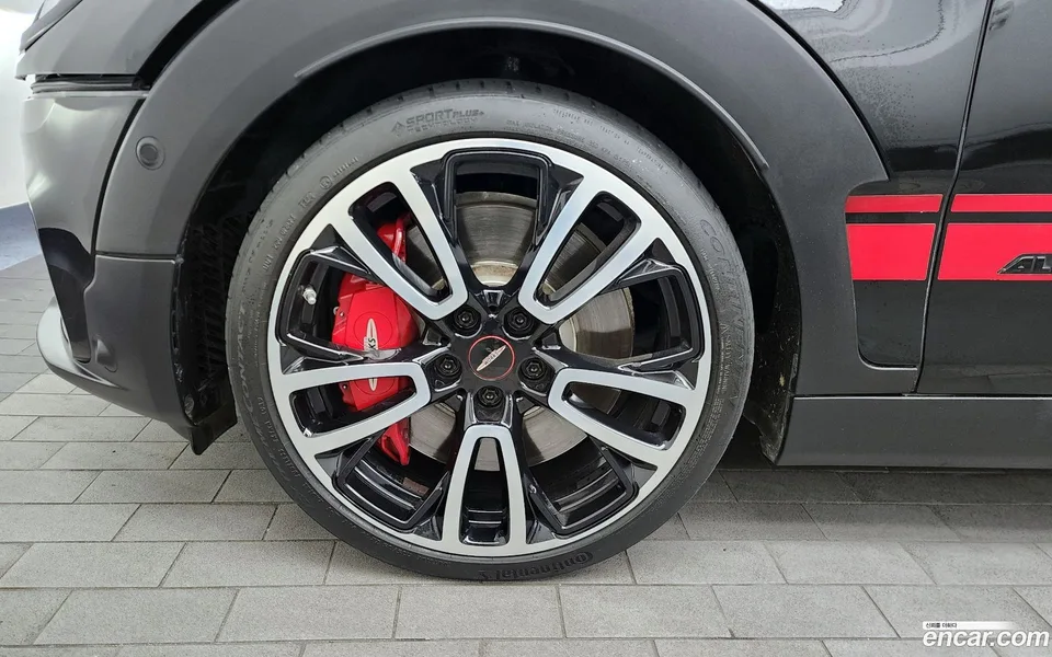 MINI Cooper S Clubman JCW 2023 — миниатюра 2