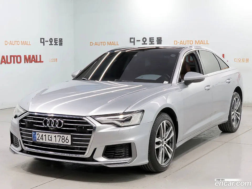 Audi A6 45 TFSI 2022 — фото 1, купить с доставкой в Москву