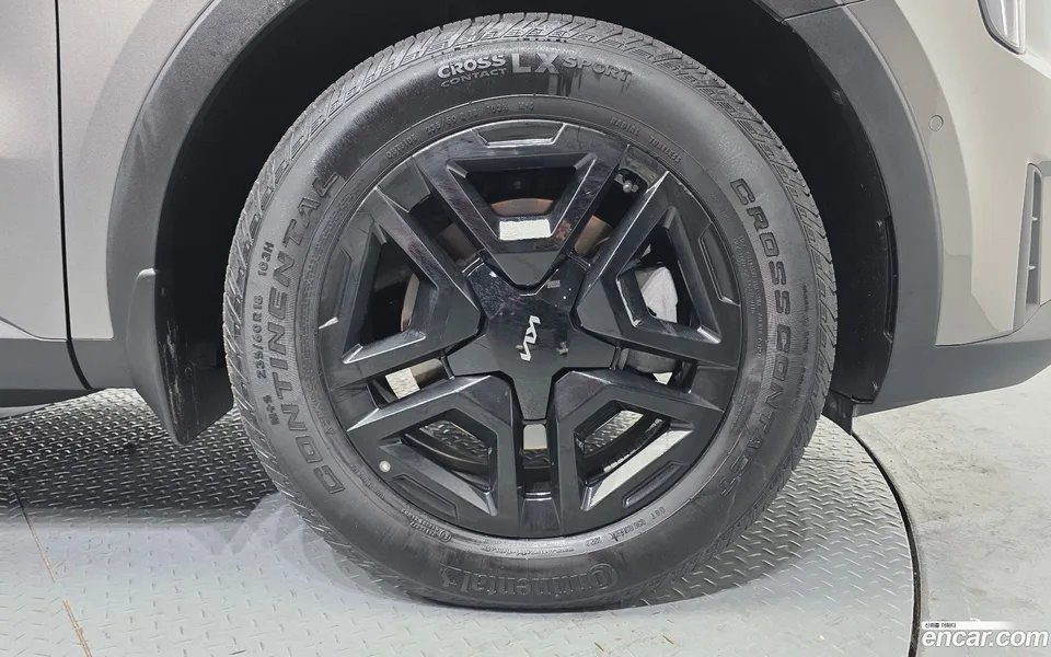Kia Sorento HEV 1.6 2WD 2023 — миниатюра 2