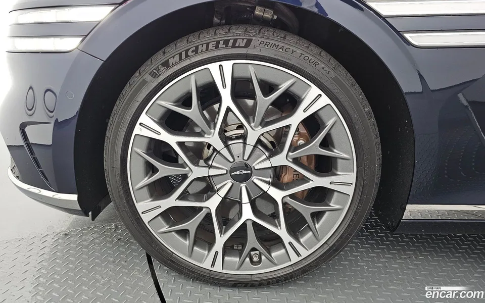 Genesis G90 3.5 e-S/C AWD 2023 — миниатюра 2