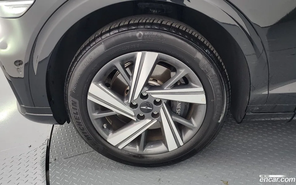 Genesis GV70 2.5T 2WD 2024 — миниатюра 2