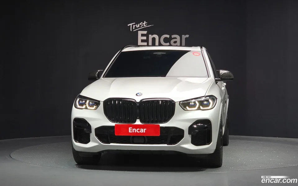 BMW X5 M50i 2022 — миниатюра 3