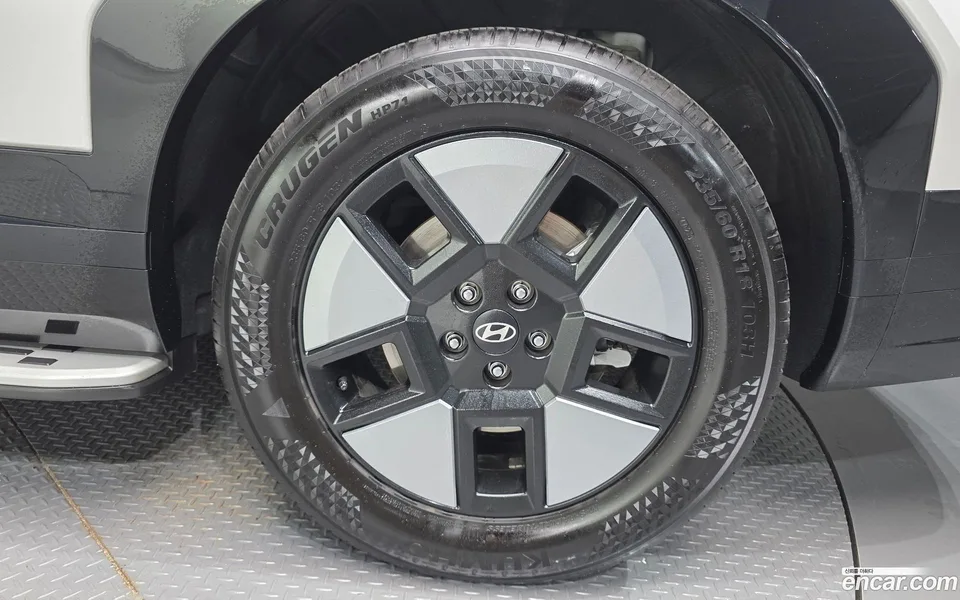 Hyundai SantaFe HEV 1.6 2WD 2023 — миниатюра 2