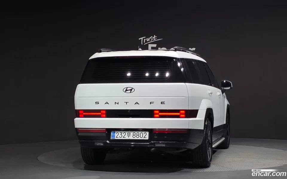 Hyundai SantaFe HEV 1.6 2WD 2023 — миниатюра 4