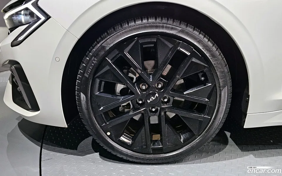 Kia K5 1.6 2023 — миниатюра 5