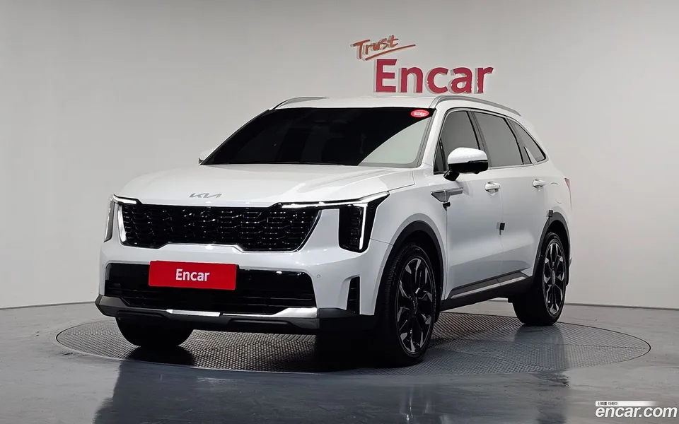 Kia Sorento 2.5T 4WD 2023 — фото 1, купить с доставкой в Москву