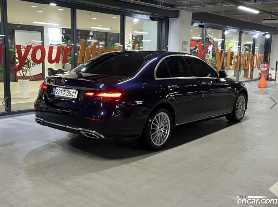 Mercedes-Benz E-Class E250 2022 — миниатюра 4