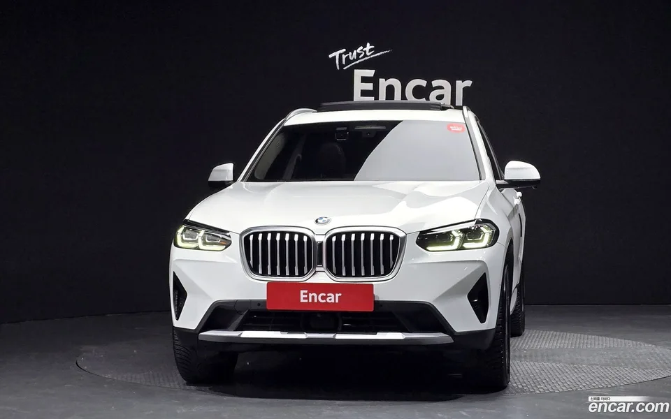 BMW X3 xDrive 20i 2022 — миниатюра 3