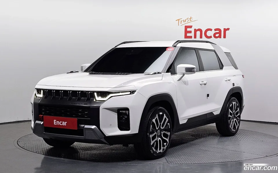 KG Mobility Torres 1.5 2WD 2023 — фото 1, купить с доставкой в Москву