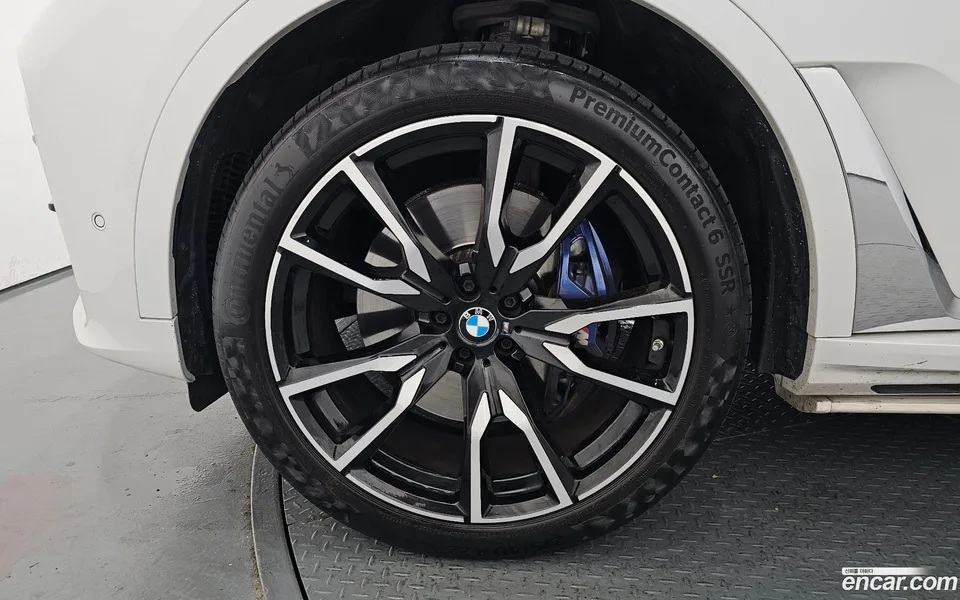 BMW X7 xDrive 40i M 6 2022 — thumbnail 5